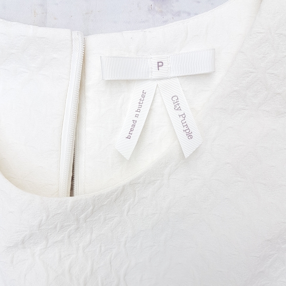 👗 HOST PICK 👗Cocktail dress from Bread n Butter - Picture 2 of 9